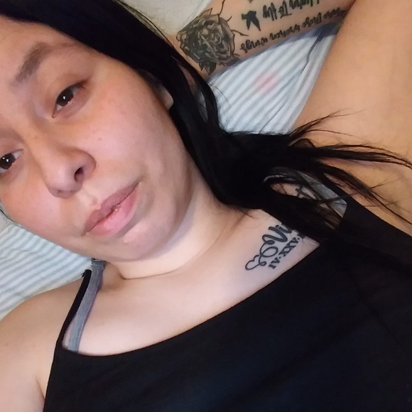 Meet your Posher, Mercedes - Picture 1 of 1